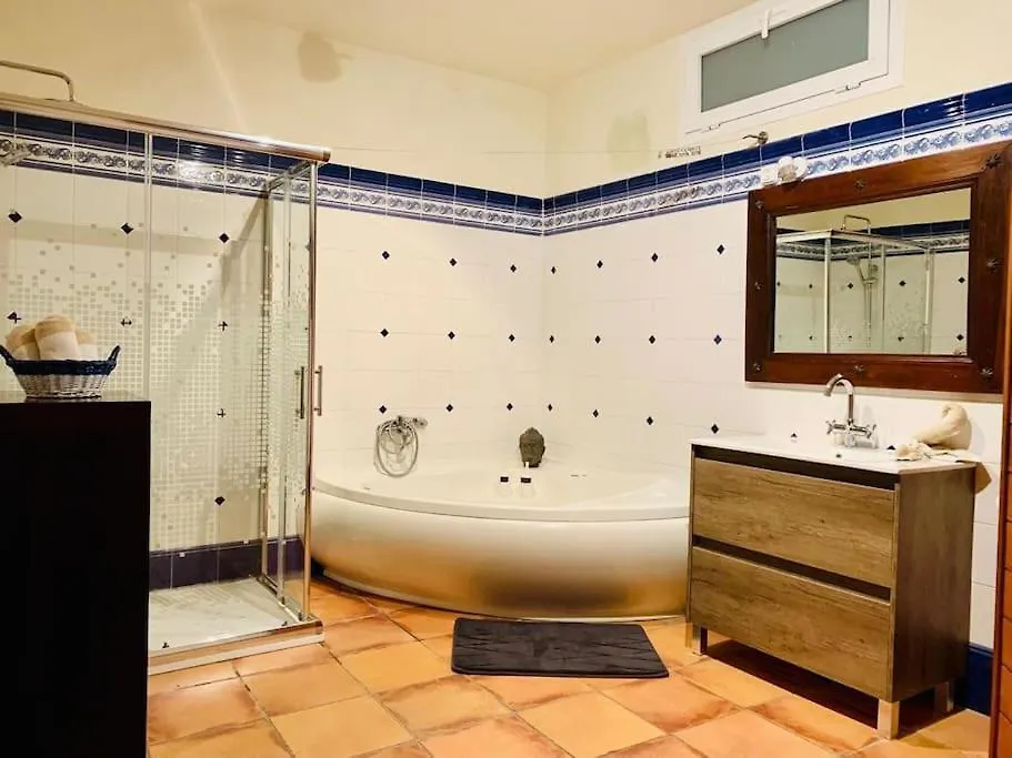 Enjoying Tenerife - Full Apartment With Swimming Pool Santa Cruz de Tenerife
